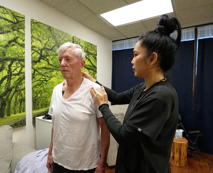 Veteran receiving medical massage therapy with Zeel